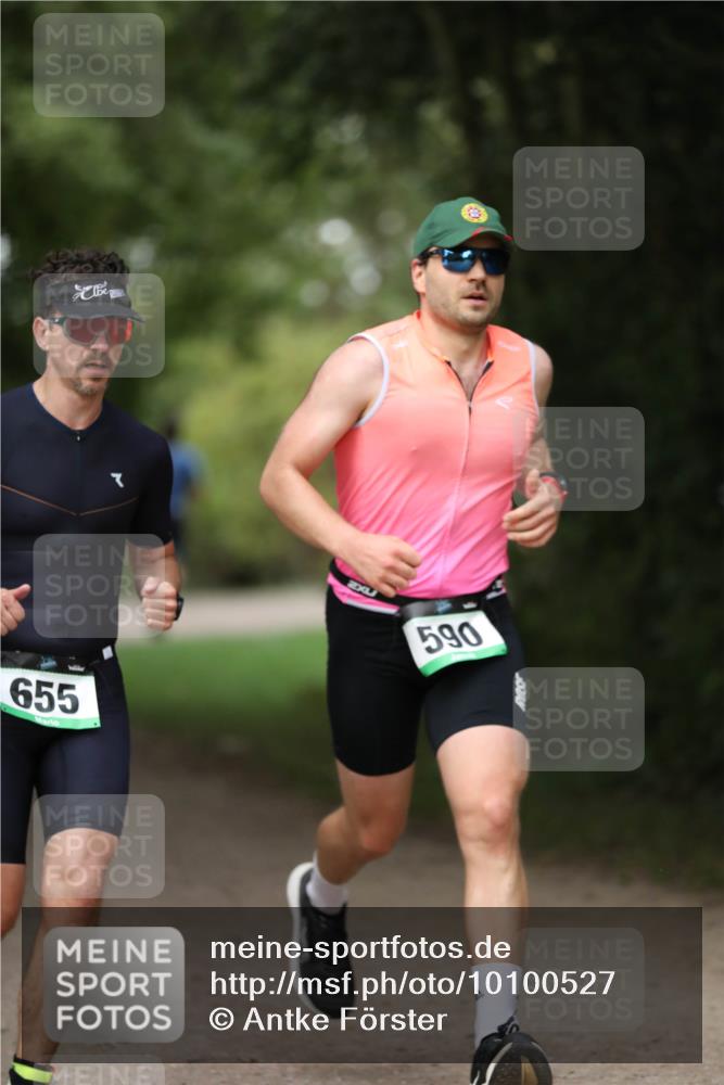 30.08.2026 - Elbe Triathlon Hamburg Antke Förster http://msf.ph/oto/10100527 30.08.2026 11:06:35 Laufen 655, 590 meine-sportfotos.de