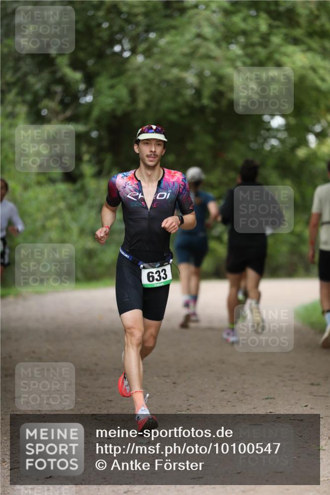 30.08.2026 - Elbe Triathlon Hamburg Antke Förster http://msf.ph/oto/10100547 30.08.2026 11:06:51 Laufen 633 meine-sportfotos.de
