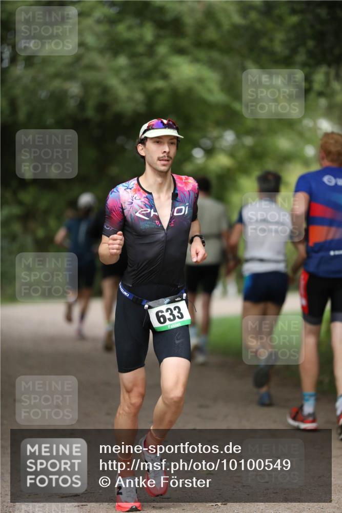 30.08.2026 - Elbe Triathlon Hamburg Antke Förster http://msf.ph/oto/10100549 30.08.2026 11:06:51 Laufen 633 meine-sportfotos.de