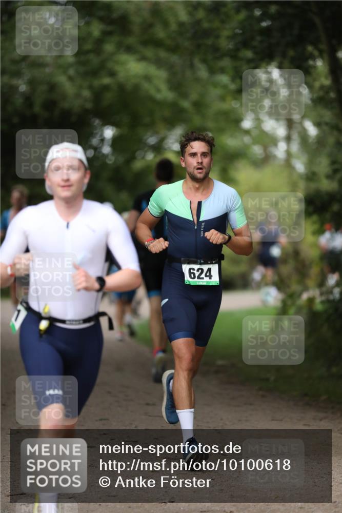 30.08.2026 - Elbe Triathlon Hamburg Antke Förster http://msf.ph/oto/10100618 30.08.2026 11:07:41 Laufen 624 meine-sportfotos.de