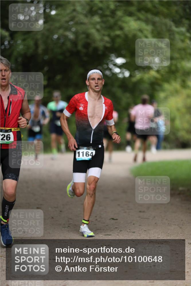 30.08.2026 - Elbe Triathlon Hamburg Antke Förster http://msf.ph/oto/10100648 30.08.2026 11:07:57 Laufen 26, 1164 meine-sportfotos.de