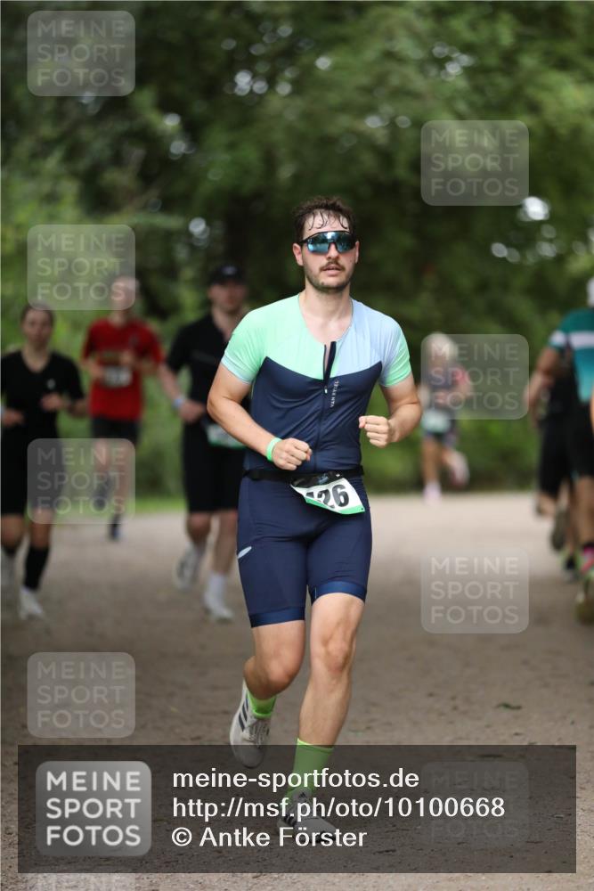 30.08.2026 - Elbe Triathlon Hamburg Antke Förster http://msf.ph/oto/10100668 30.08.2026 11:08:07 Laufen 26 meine-sportfotos.de
