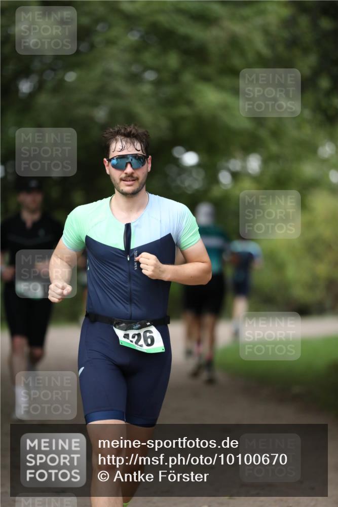 30.08.2026 - Elbe Triathlon Hamburg Antke Förster http://msf.ph/oto/10100670 30.08.2026 11:08:08 Laufen 26 meine-sportfotos.de