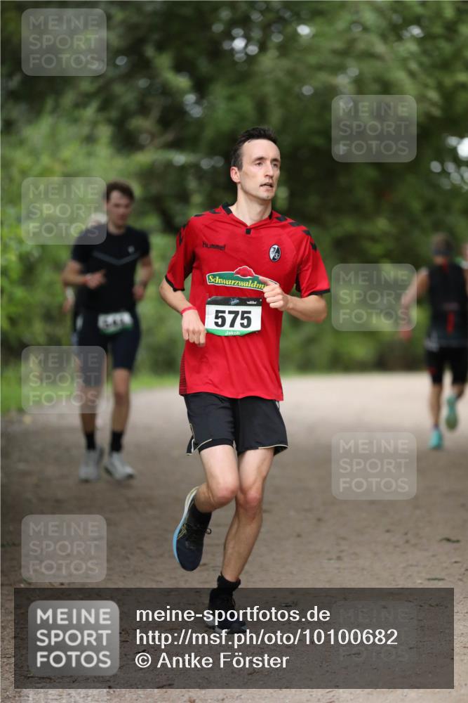 30.08.2026 - Elbe Triathlon Hamburg Antke Förster http://msf.ph/oto/10100682 30.08.2026 11:08:13 Laufen 575 meine-sportfotos.de