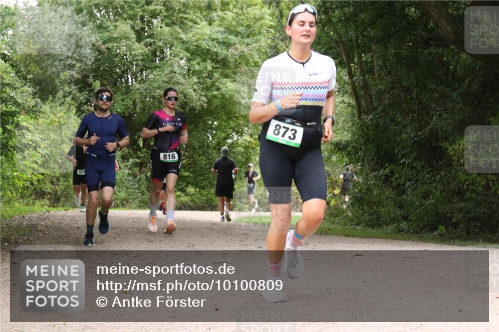 30.08.2026 - Elbe Triathlon Hamburg Antke Förster http://msf.ph/oto/10100809 30.08.2026 11:12:50 Laufen 639, 816, 873 meine-sportfotos.de
