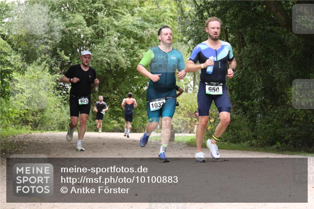 30.08.2026 - Elbe Triathlon Hamburg Antke Förster http://msf.ph/oto/10100883 30.08.2026 11:13:25 Laufen 623, 1032, 650 meine-sportfotos.de