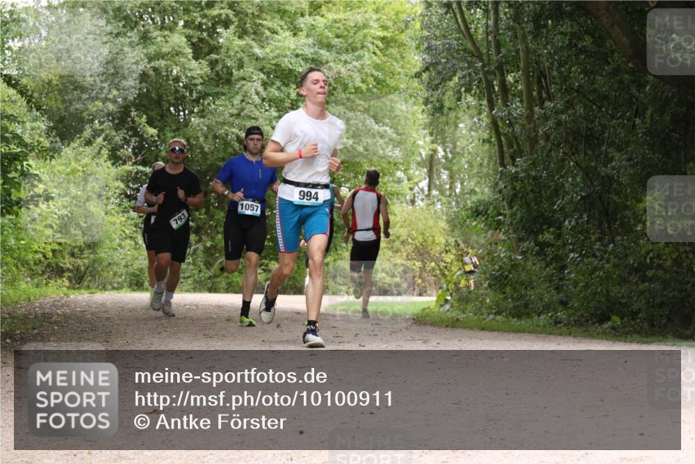 30.08.2026 - Elbe Triathlon Hamburg Antke Förster http://msf.ph/oto/10100911 30.08.2026 11:13:41 Laufen 793, 1057, 994 meine-sportfotos.de
