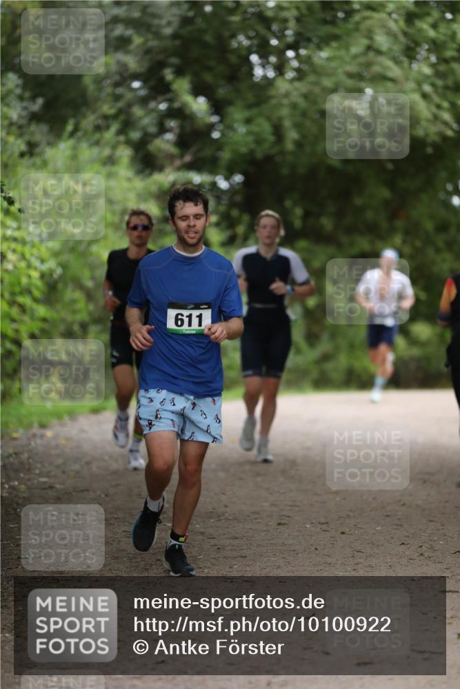 30.08.2026 - Elbe Triathlon Hamburg Antke Förster http://msf.ph/oto/10100922 30.08.2026 11:10:57 Laufen 611 meine-sportfotos.de