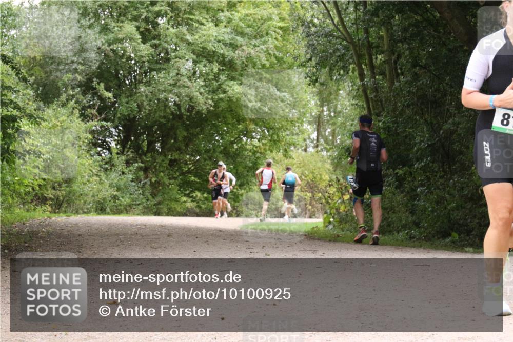 30.08.2026 - Elbe Triathlon Hamburg Antke Förster http://msf.ph/oto/10100925 30.08.2026 11:13:47 Laufen 8, 3 meine-sportfotos.de