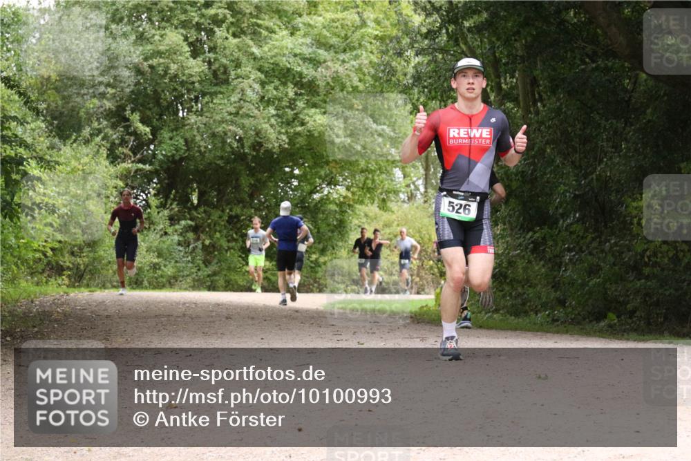 30.08.2026 - Elbe Triathlon Hamburg Antke Förster http://msf.ph/oto/10100993 30.08.2026 11:14:40 Laufen 526 meine-sportfotos.de