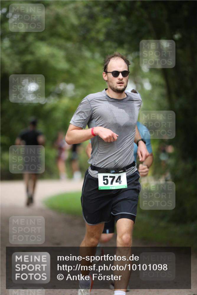30.08.2026 - Elbe Triathlon Hamburg Antke Förster http://msf.ph/oto/10101098 30.08.2026 11:12:41 Laufen 574 meine-sportfotos.de