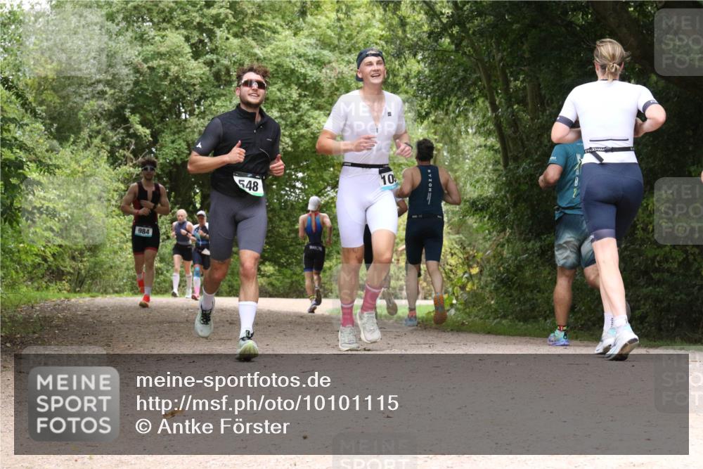 30.08.2026 - Elbe Triathlon Hamburg Antke Förster http://msf.ph/oto/10101115 30.08.2026 11:15:48 Laufen 984, 548, 10 meine-sportfotos.de