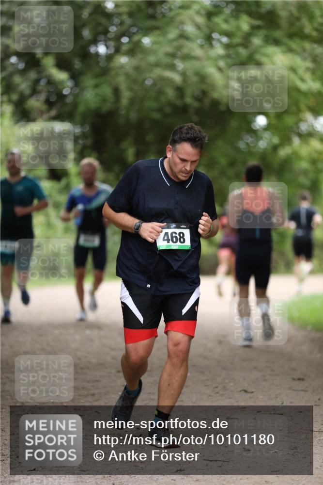 30.08.2026 - Elbe Triathlon Hamburg Antke Förster http://msf.ph/oto/10101180 30.08.2026 11:13:22 Laufen 468 meine-sportfotos.de