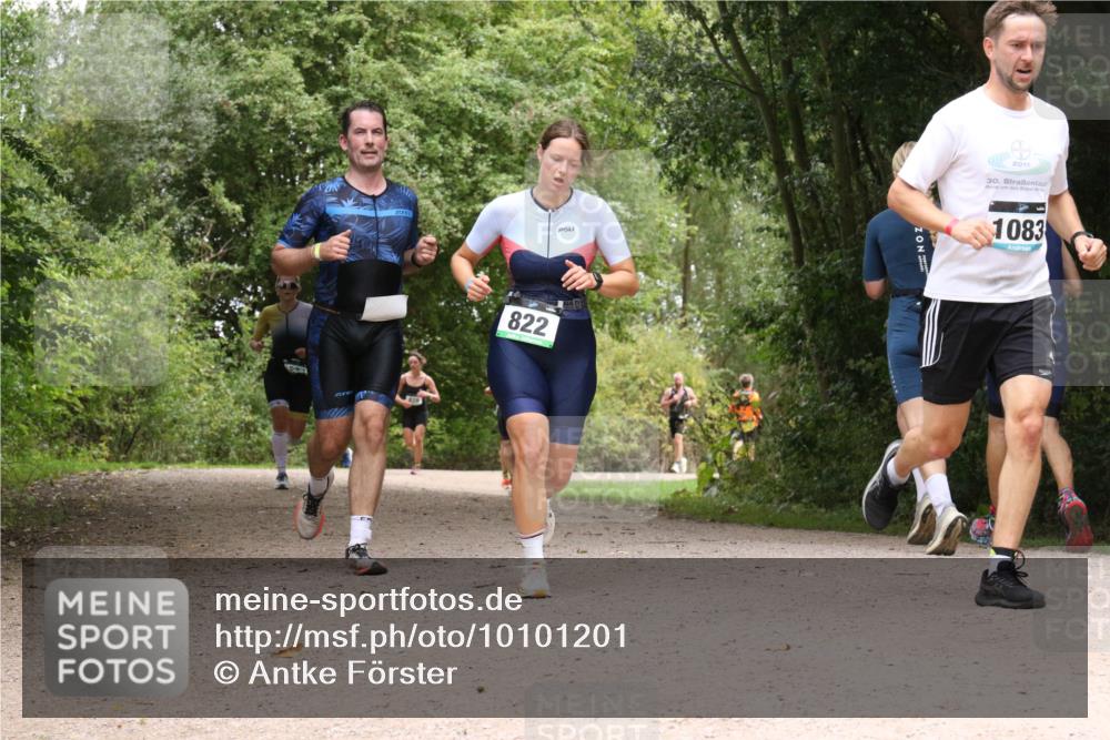 30.08.2026 - Elbe Triathlon Hamburg Antke Förster http://msf.ph/oto/10101201 30.08.2026 11:16:51 Laufen 222, 822, 2011, 30, 1083 meine-sportfotos.de