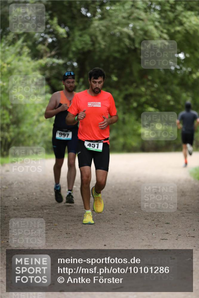 30.08.2026 - Elbe Triathlon Hamburg Antke Förster http://msf.ph/oto/10101286 30.08.2026 11:14:28 Laufen 997, 451 meine-sportfotos.de