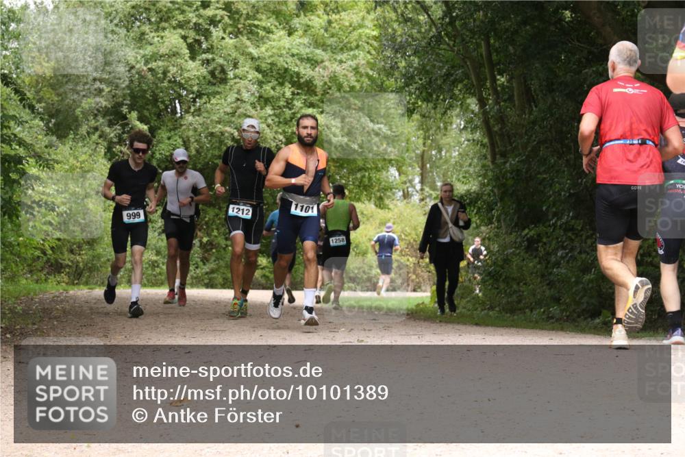 30.08.2026 - Elbe Triathlon Hamburg Antke Förster http://msf.ph/oto/10101389 30.08.2026 11:18:48 Laufen 1212, 999, 1101, 1258 meine-sportfotos.de