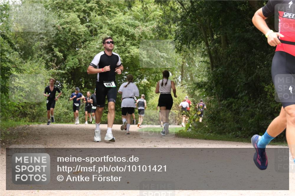 30.08.2026 - Elbe Triathlon Hamburg Antke Förster http://msf.ph/oto/10101421 30.08.2026 11:19:04 Laufen 591 meine-sportfotos.de
