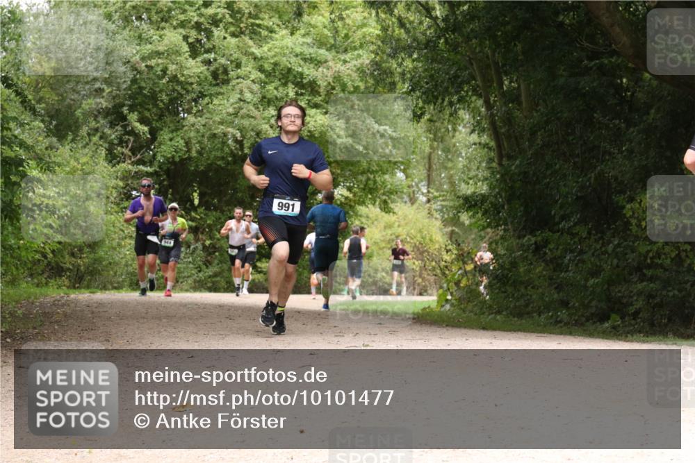 30.08.2026 - Elbe Triathlon Hamburg Antke Förster http://msf.ph/oto/10101477 30.08.2026 11:19:42 Laufen 944, 991 meine-sportfotos.de