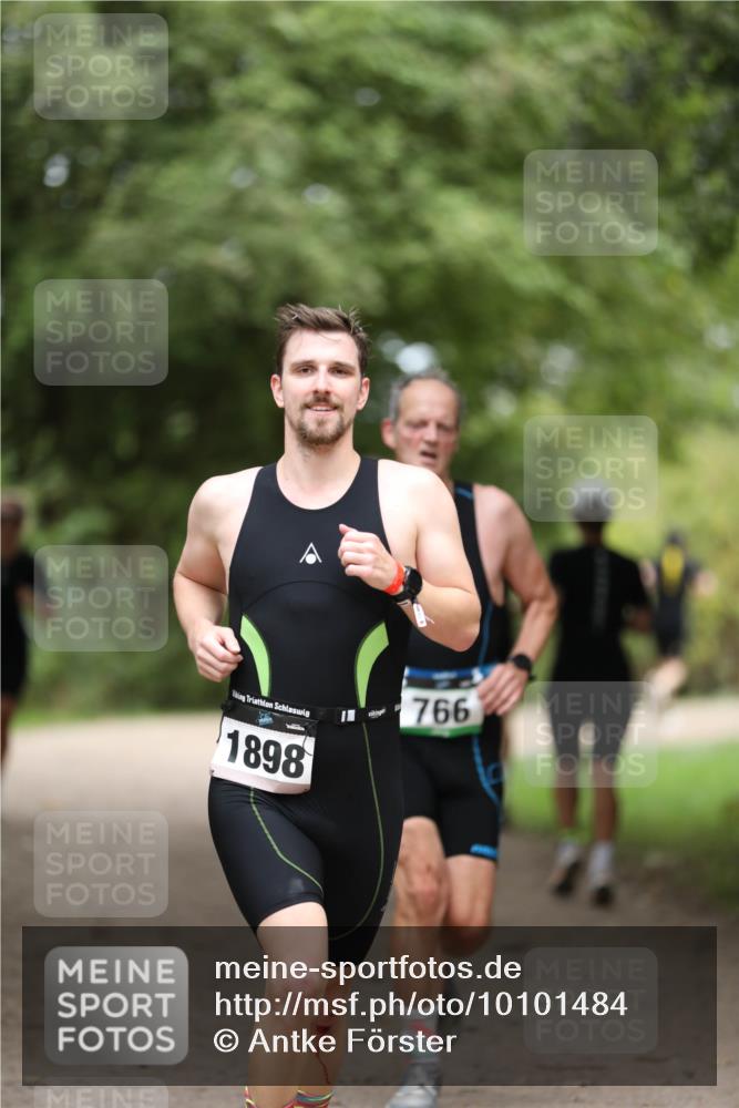 30.08.2026 - Elbe Triathlon Hamburg Antke Förster http://msf.ph/oto/10101484 30.08.2026 11:16:36 Laufen 20, 766, 1898 meine-sportfotos.de