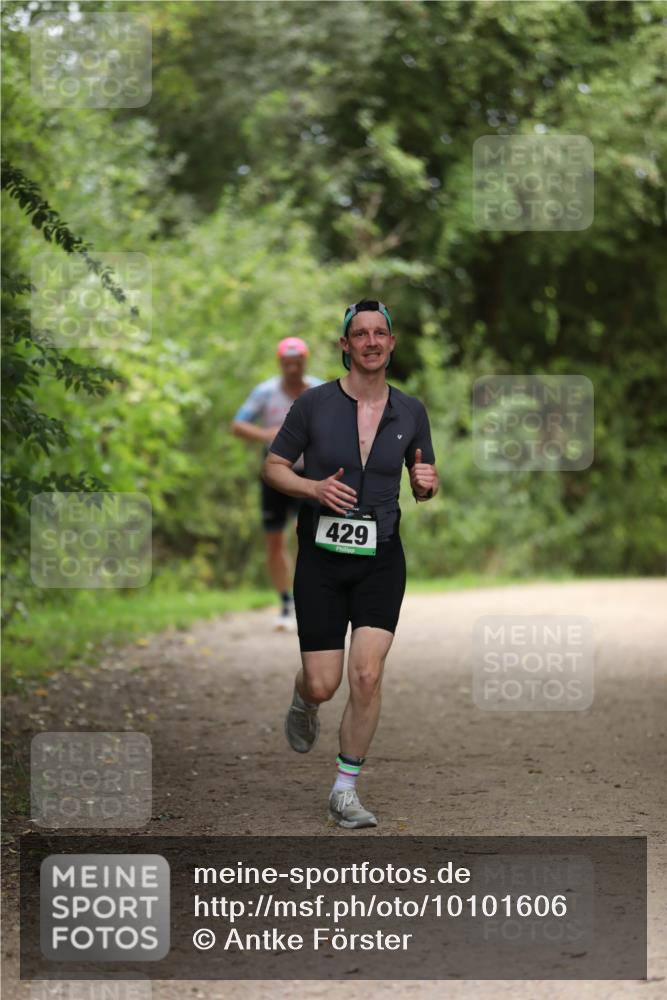 30.08.2026 - Elbe Triathlon Hamburg Antke Förster http://msf.ph/oto/10101606 30.08.2026 11:17:52 Laufen 429 meine-sportfotos.de
