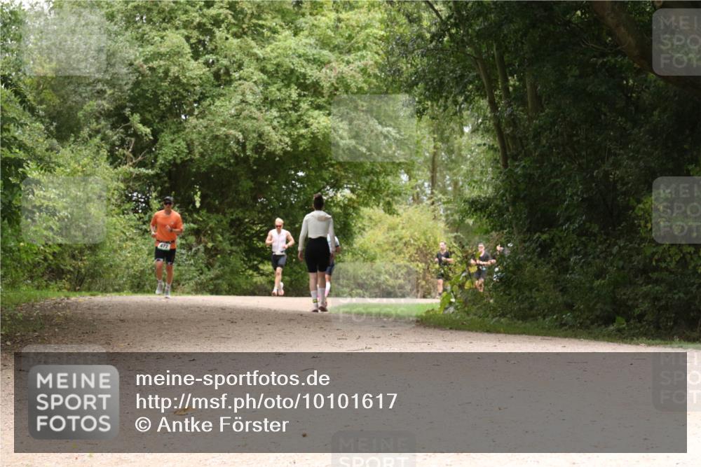 30.08.2026 - Elbe Triathlon Hamburg Antke Förster http://msf.ph/oto/10101617 30.08.2026 11:21:09 Laufen 472 meine-sportfotos.de