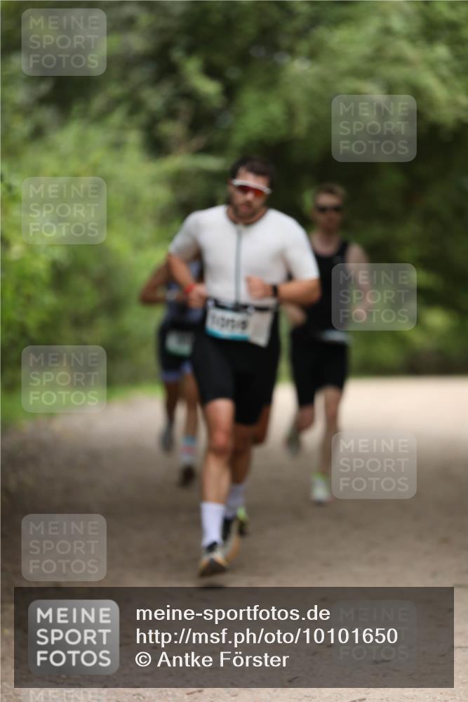 30.08.2026 - Elbe Triathlon Hamburg Antke Förster http://msf.ph/oto/10101650 30.08.2026 11:18:19 Laufen  meine-sportfotos.de