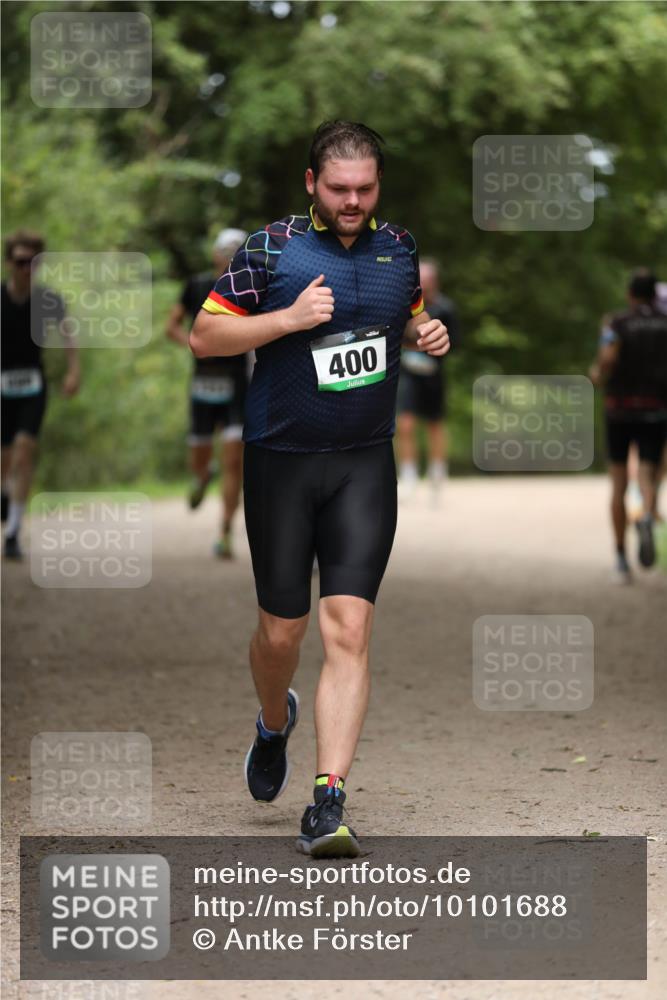 30.08.2026 - Elbe Triathlon Hamburg Antke Förster http://msf.ph/oto/10101688 30.08.2026 11:18:46 Laufen 400 meine-sportfotos.de