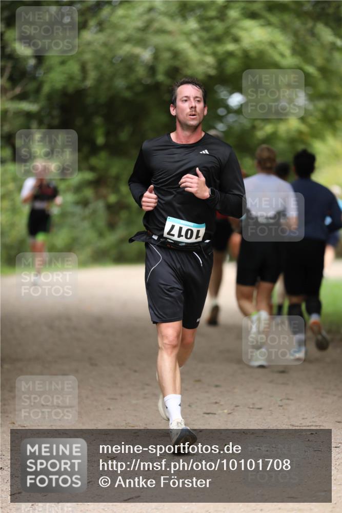 30.08.2026 - Elbe Triathlon Hamburg Antke Förster http://msf.ph/oto/10101708 30.08.2026 11:18:53 Laufen 1017 meine-sportfotos.de