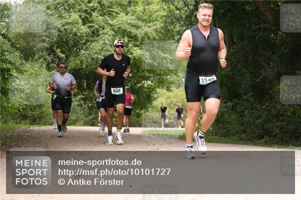 30.08.2026 - Elbe Triathlon Hamburg Antke Förster http://msf.ph/oto/10101727 30.08.2026 11:22:03 Laufen 33, 608, 1545 meine-sportfotos.de