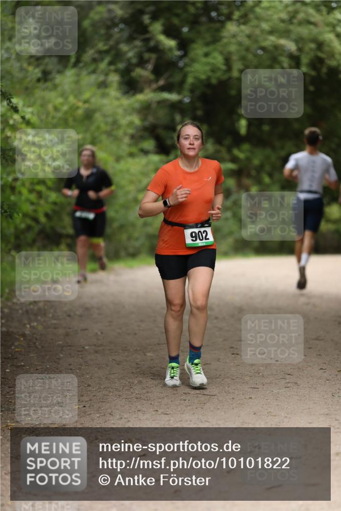 30.08.2026 - Elbe Triathlon Hamburg Antke Förster http://msf.ph/oto/10101822 30.08.2026 11:20:02 Laufen 902 meine-sportfotos.de