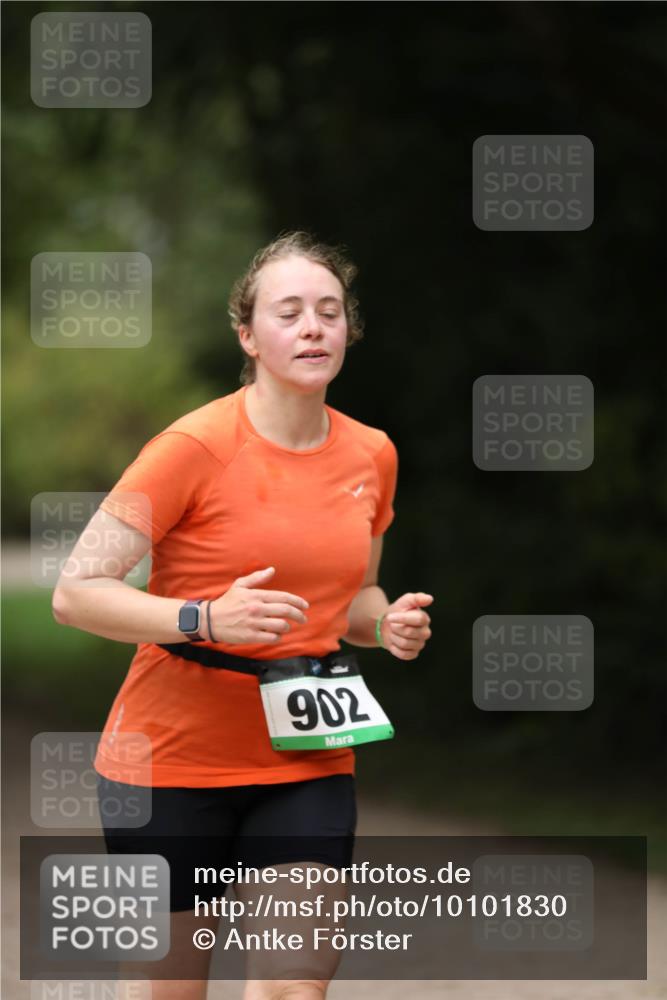 30.08.2026 - Elbe Triathlon Hamburg Antke Förster http://msf.ph/oto/10101830 30.08.2026 11:20:05 Laufen 902 meine-sportfotos.de