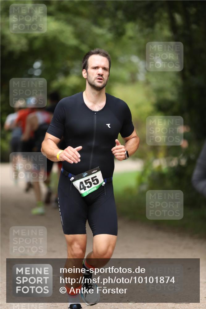 30.08.2026 - Elbe Triathlon Hamburg Antke Förster http://msf.ph/oto/10101874 30.08.2026 11:20:30 Laufen 455 meine-sportfotos.de