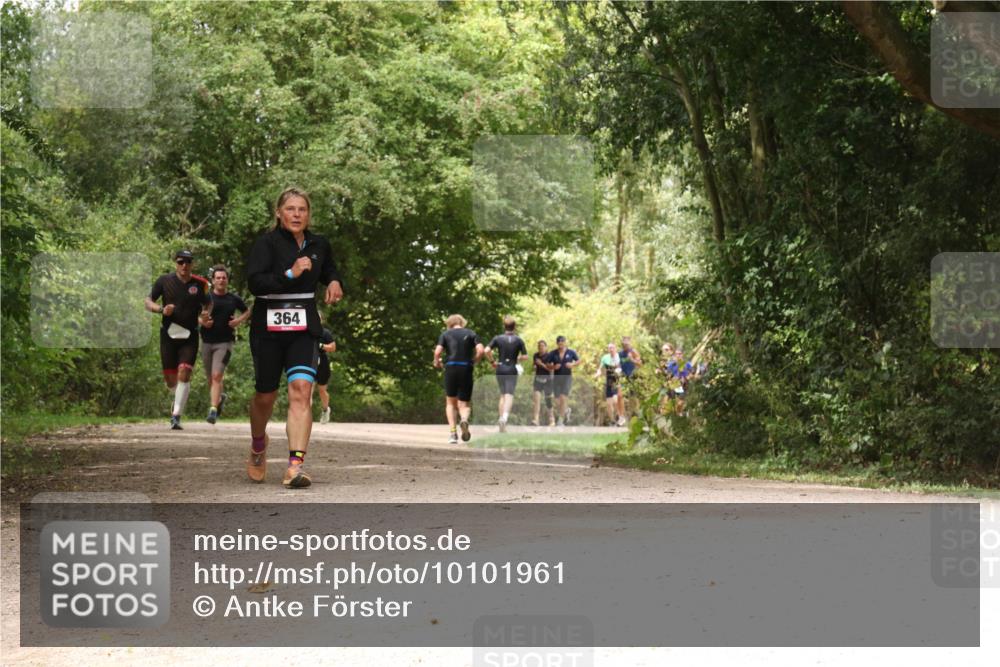 30.08.2026 - Elbe Triathlon Hamburg Antke Förster http://msf.ph/oto/10101961 30.08.2026 11:24:23 Laufen 364 meine-sportfotos.de