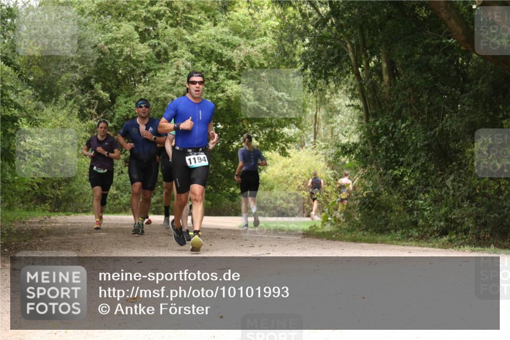 30.08.2026 - Elbe Triathlon Hamburg Antke Förster http://msf.ph/oto/10101993 30.08.2026 11:24:37 Laufen 38, 1194 meine-sportfotos.de