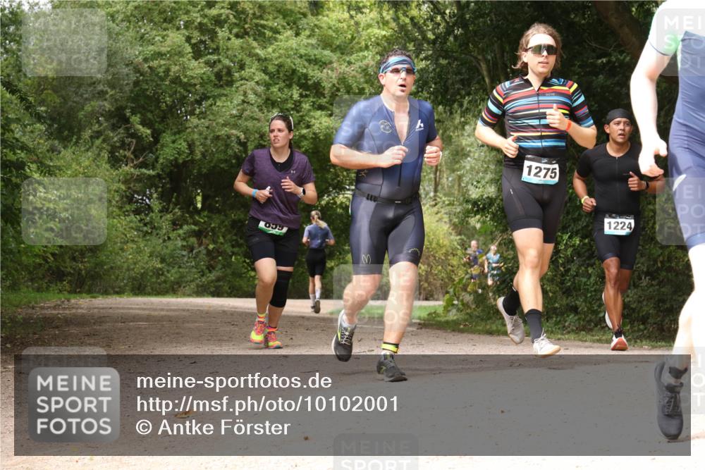 30.08.2026 - Elbe Triathlon Hamburg Antke Förster http://msf.ph/oto/10102001 30.08.2026 11:24:41 Laufen 1275, 1224 meine-sportfotos.de