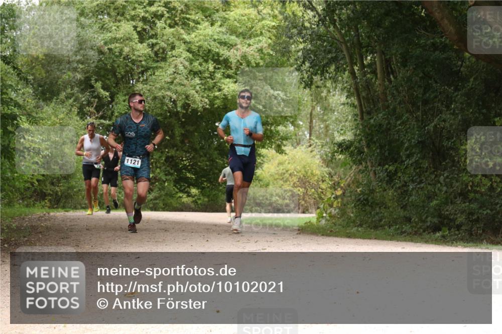30.08.2026 - Elbe Triathlon Hamburg Antke Förster http://msf.ph/oto/10102021 30.08.2026 11:24:59 Laufen 1121 meine-sportfotos.de