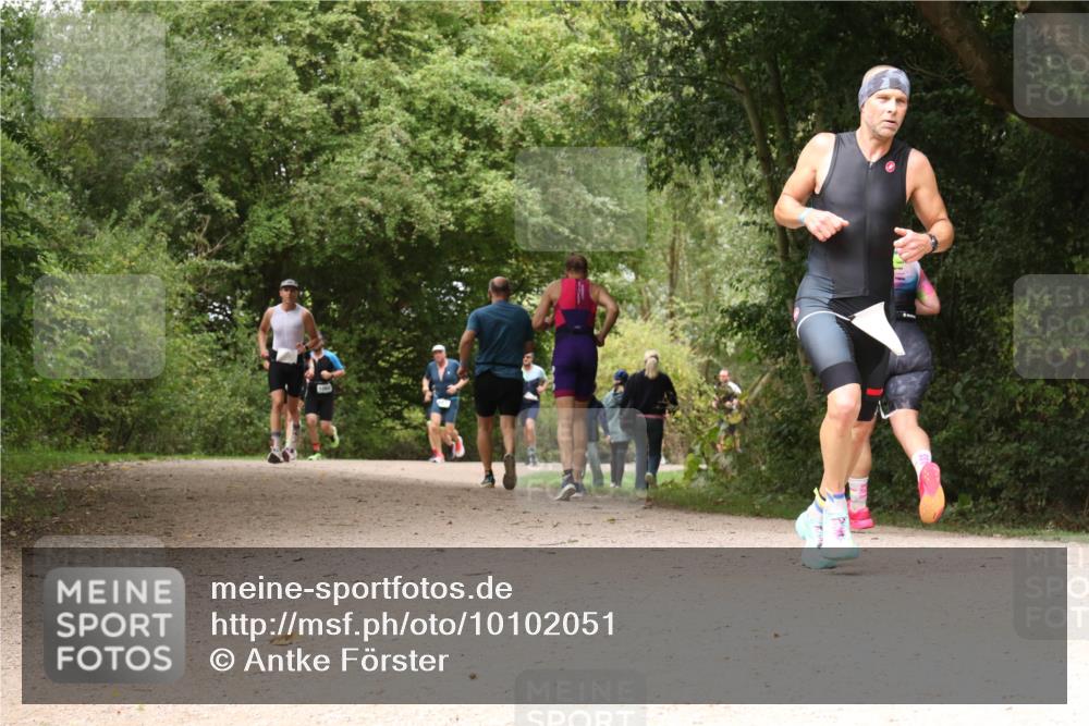 30.08.2026 - Elbe Triathlon Hamburg Antke Förster http://msf.ph/oto/10102051 30.08.2026 11:25:16 Laufen  meine-sportfotos.de