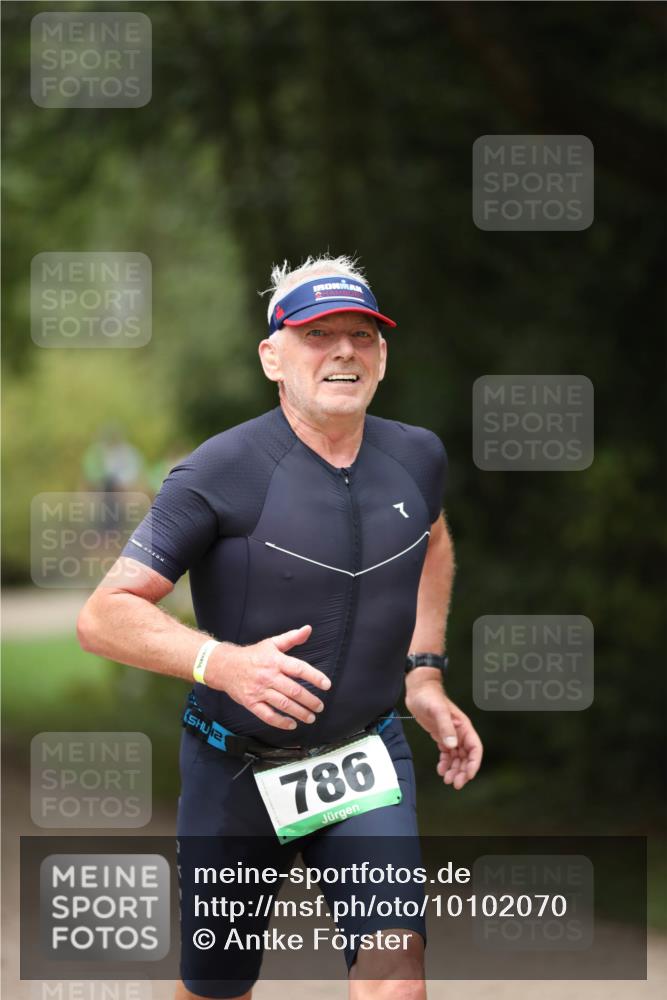 30.08.2026 - Elbe Triathlon Hamburg Antke Förster http://msf.ph/oto/10102070 30.08.2026 11:22:20 Laufen 786 meine-sportfotos.de
