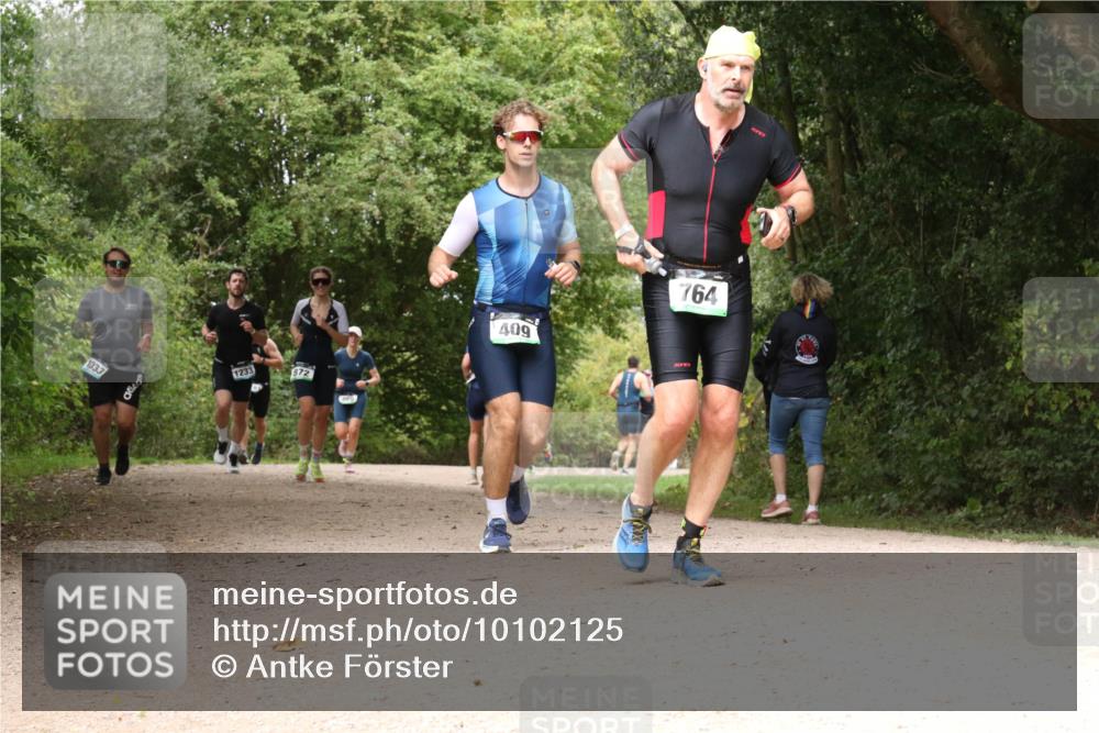 30.08.2026 - Elbe Triathlon Hamburg Antke Förster http://msf.ph/oto/10102125 30.08.2026 11:26:04 Laufen 1033, 1233, 872, 409, 764 meine-sportfotos.de