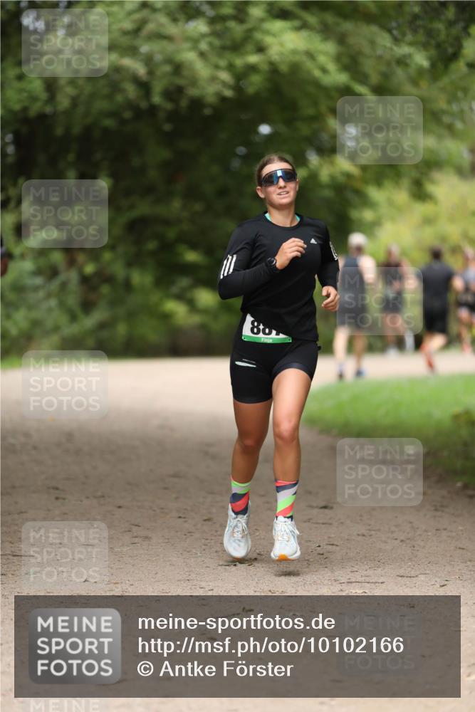 30.08.2026 - Elbe Triathlon Hamburg Antke Förster http://msf.ph/oto/10102166 30.08.2026 11:23:08 Laufen 86 meine-sportfotos.de