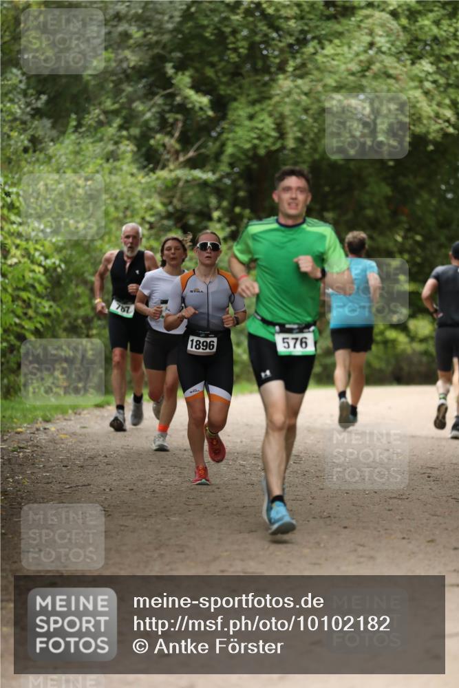 30.08.2026 - Elbe Triathlon Hamburg Antke Förster http://msf.ph/oto/10102182 30.08.2026 11:23:18 Laufen 787, 1896, 576 meine-sportfotos.de
