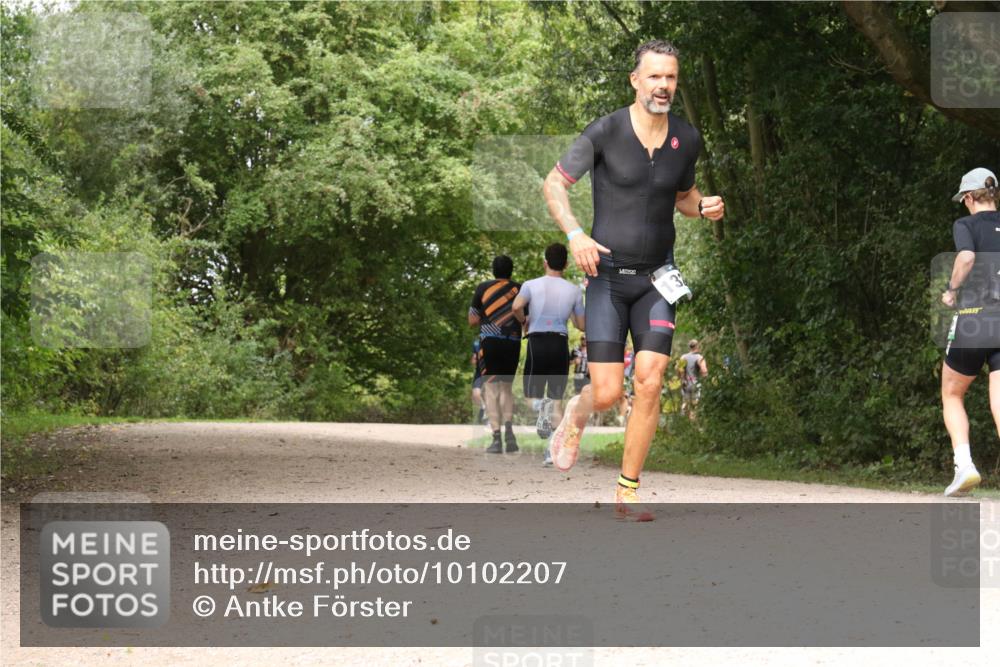30.08.2026 - Elbe Triathlon Hamburg Antke Förster http://msf.ph/oto/10102207 30.08.2026 11:26:56 Laufen  meine-sportfotos.de
