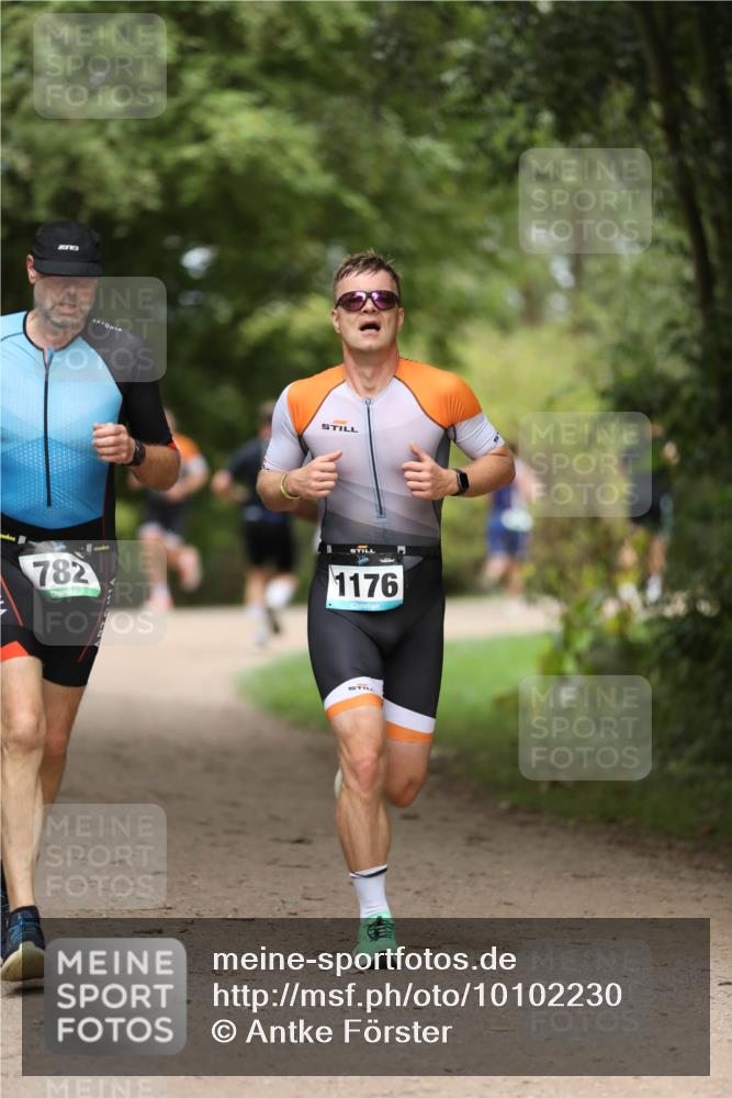 30.08.2026 - Elbe Triathlon Hamburg Antke Förster http://msf.ph/oto/10102230 30.08.2026 11:23:42 Laufen 782, 1176 meine-sportfotos.de