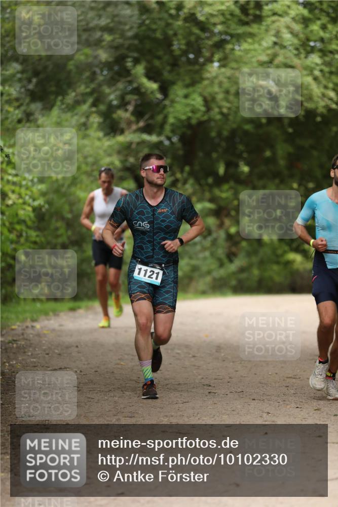 30.08.2026 - Elbe Triathlon Hamburg Antke Förster http://msf.ph/oto/10102330 30.08.2026 11:24:59 Laufen 1121 meine-sportfotos.de