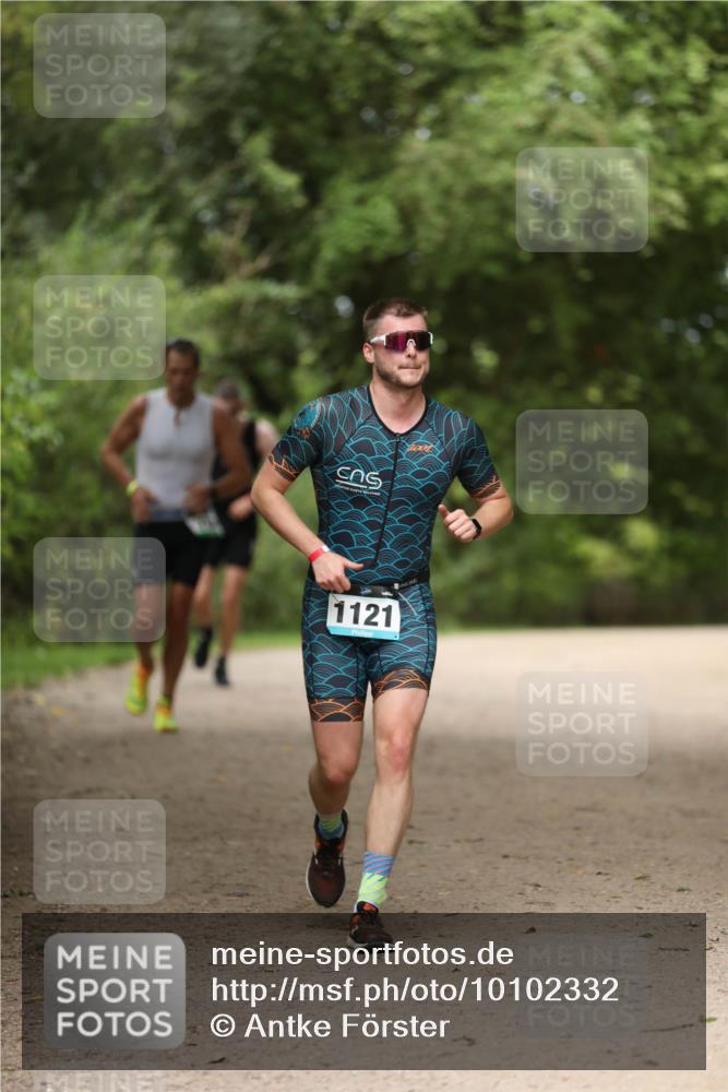 30.08.2026 - Elbe Triathlon Hamburg Antke Förster http://msf.ph/oto/10102332 30.08.2026 11:25:00 Laufen 1121 meine-sportfotos.de