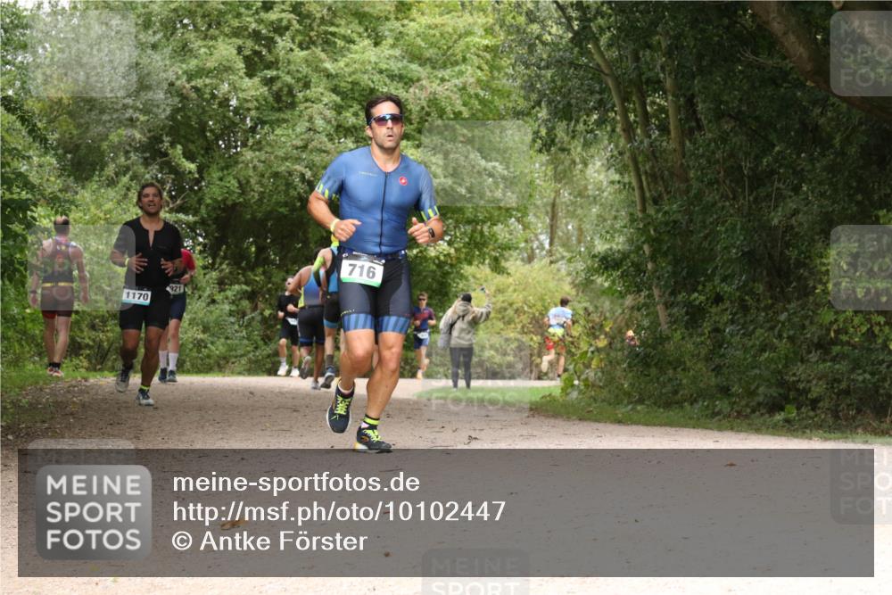 30.08.2026 - Elbe Triathlon Hamburg Antke Förster http://msf.ph/oto/10102447 30.08.2026 11:29:41 Laufen 1170, 921, 716 meine-sportfotos.de
