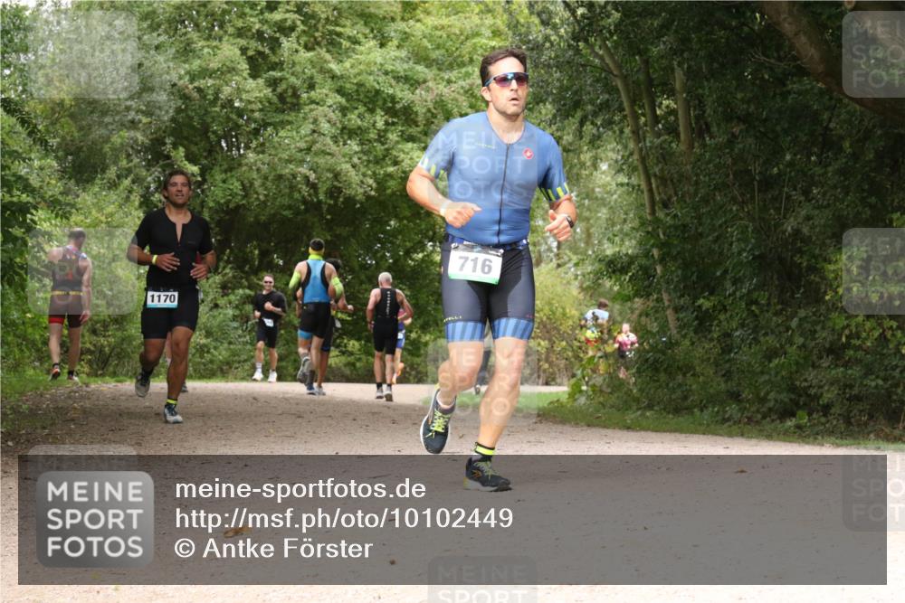 30.08.2026 - Elbe Triathlon Hamburg Antke Förster http://msf.ph/oto/10102449 30.08.2026 11:29:42 Laufen 1170, 716 meine-sportfotos.de