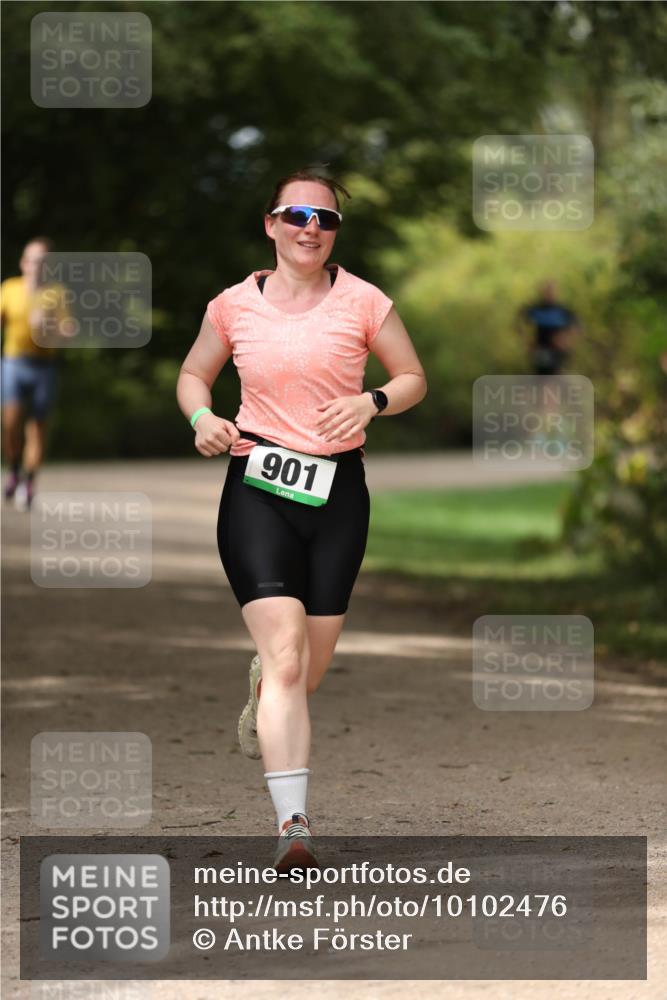 30.08.2026 - Elbe Triathlon Hamburg Antke Förster http://msf.ph/oto/10102476 30.08.2026 11:26:31 Laufen 901 meine-sportfotos.de