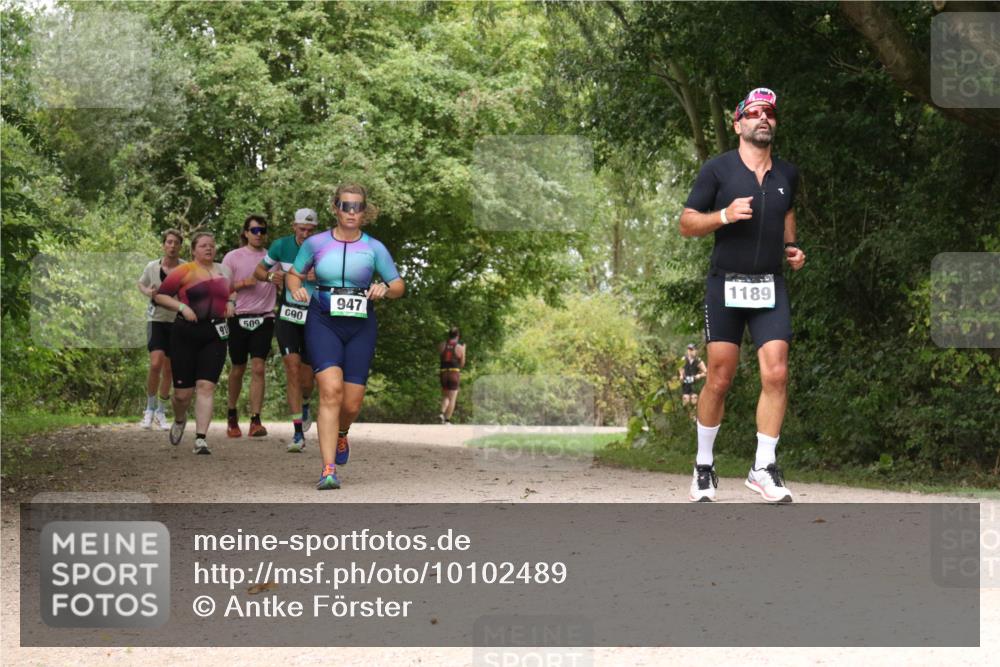 30.08.2026 - Elbe Triathlon Hamburg Antke Förster http://msf.ph/oto/10102489 30.08.2026 11:30:03 Laufen 509, 690, 947, 1189 meine-sportfotos.de