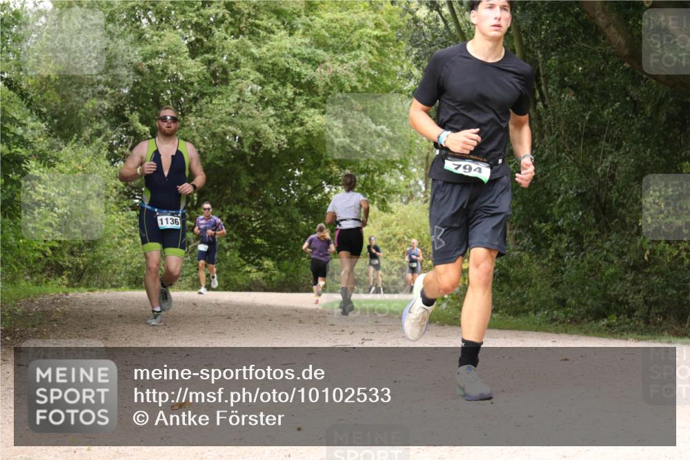 30.08.2026 - Elbe Triathlon Hamburg Antke Förster http://msf.ph/oto/10102533 30.08.2026 11:30:38 Laufen 1136, 794 meine-sportfotos.de